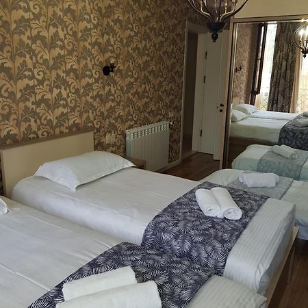 Piazza Batumi Guesthouse Kültér fotó
