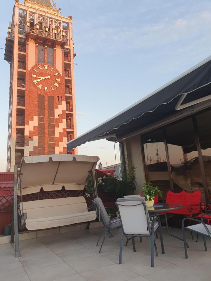 Piazza Batumi Guesthouse Kültér fotó