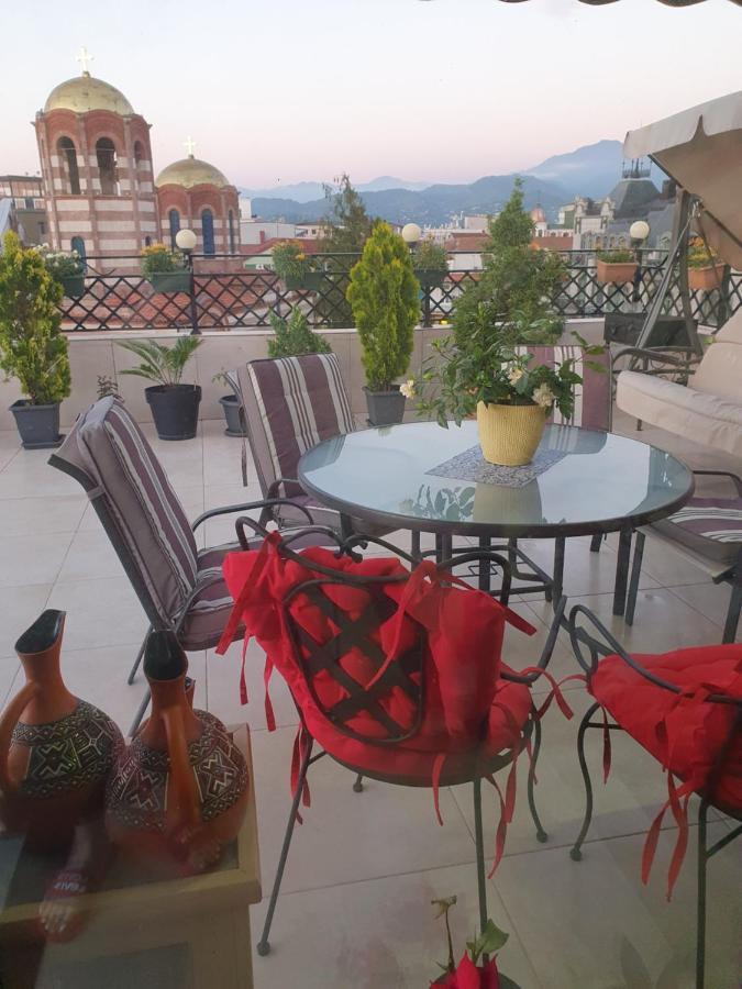 Piazza Batumi Guesthouse Kültér fotó