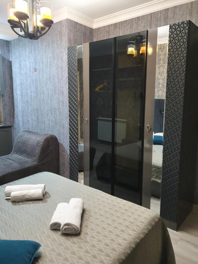 Piazza Batumi Guesthouse Kültér fotó