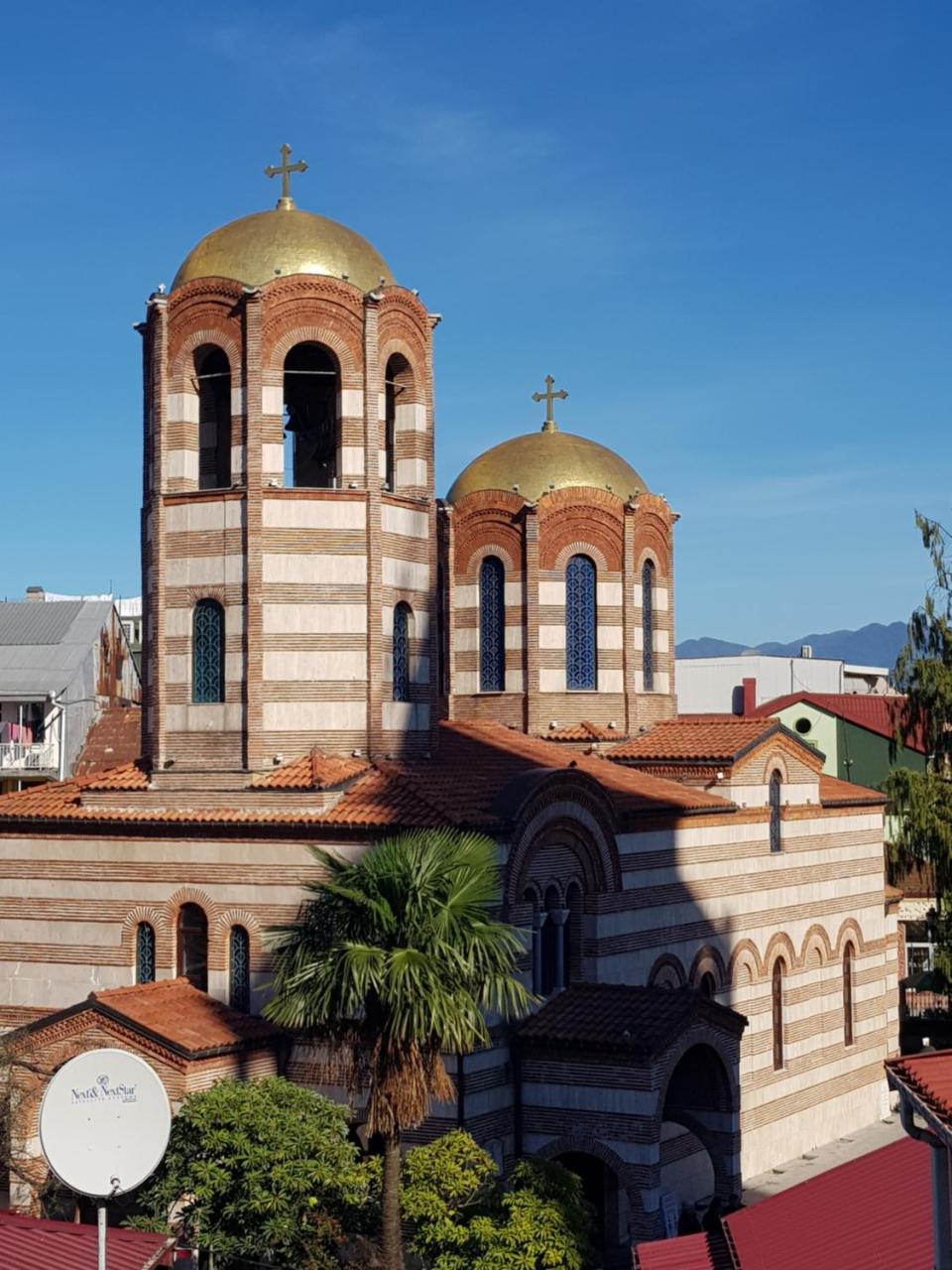 Piazza Batumi Guesthouse Kültér fotó