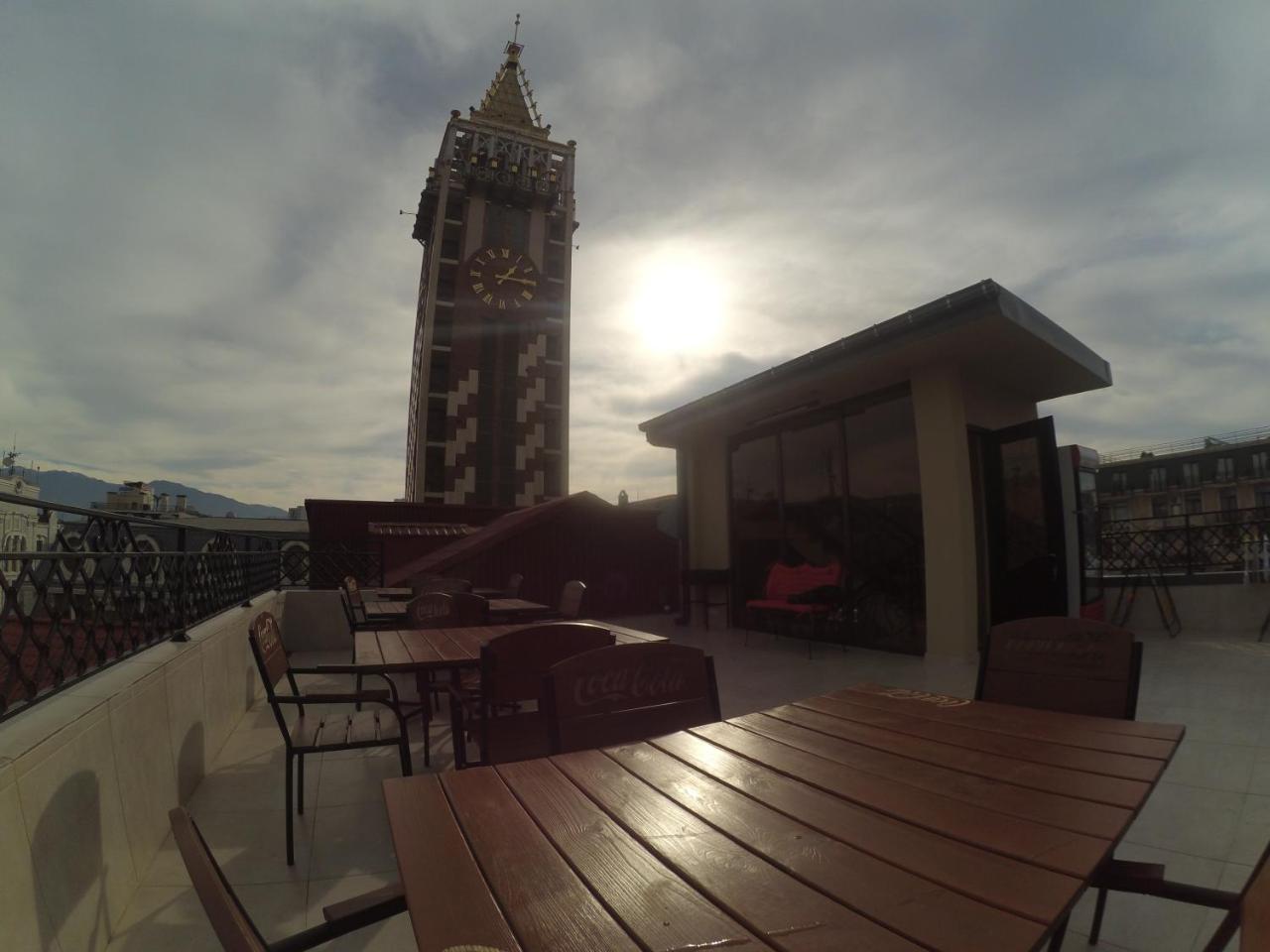 Piazza Batumi Guesthouse Kültér fotó