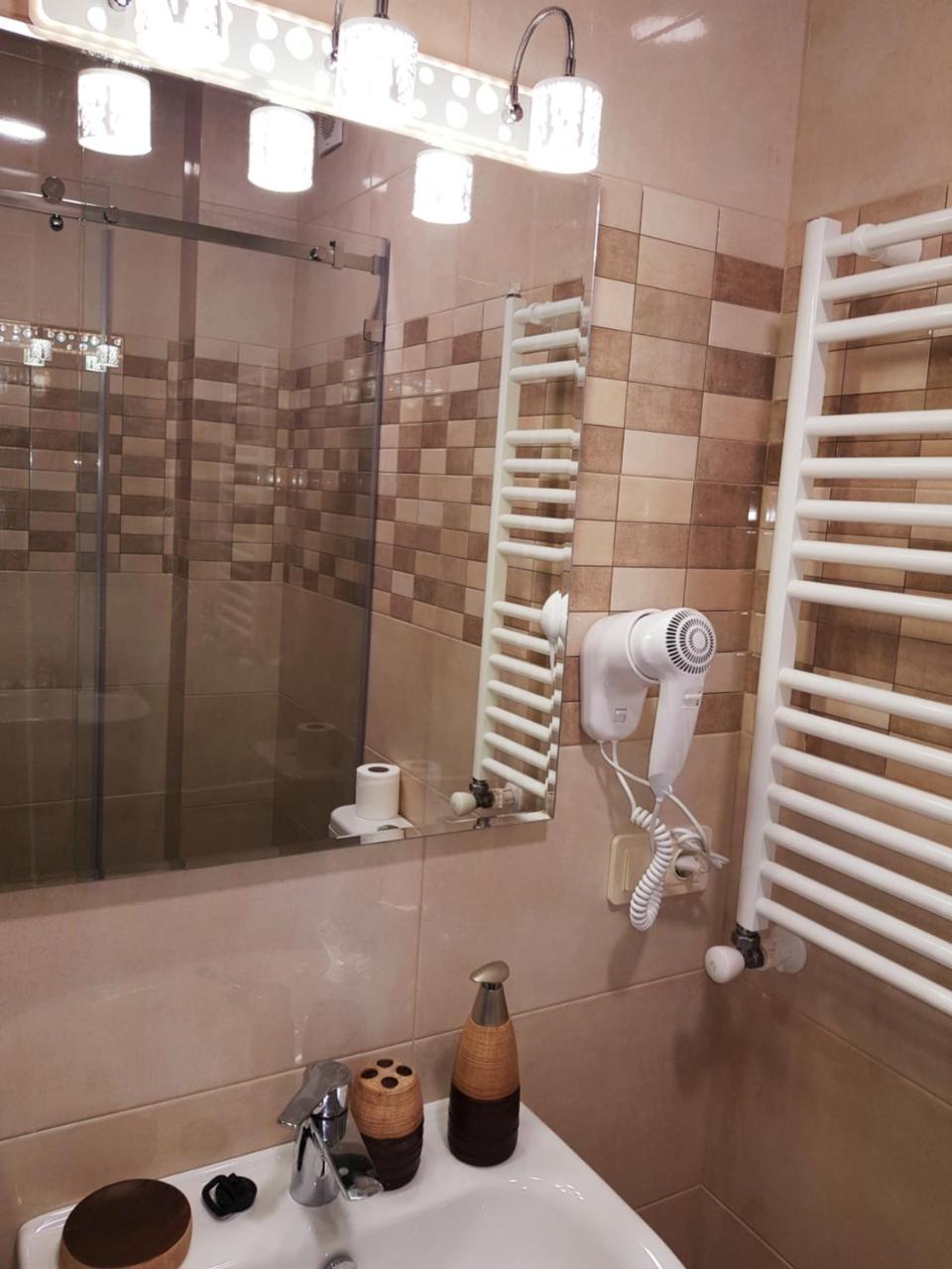 Piazza Batumi Guesthouse Kültér fotó
