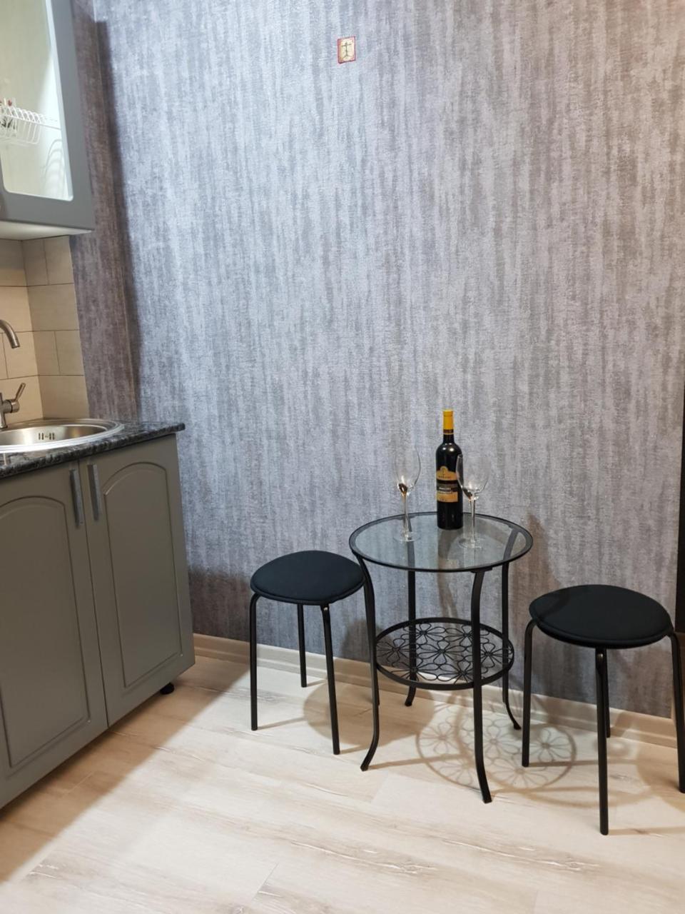 Piazza Batumi Guesthouse Kültér fotó