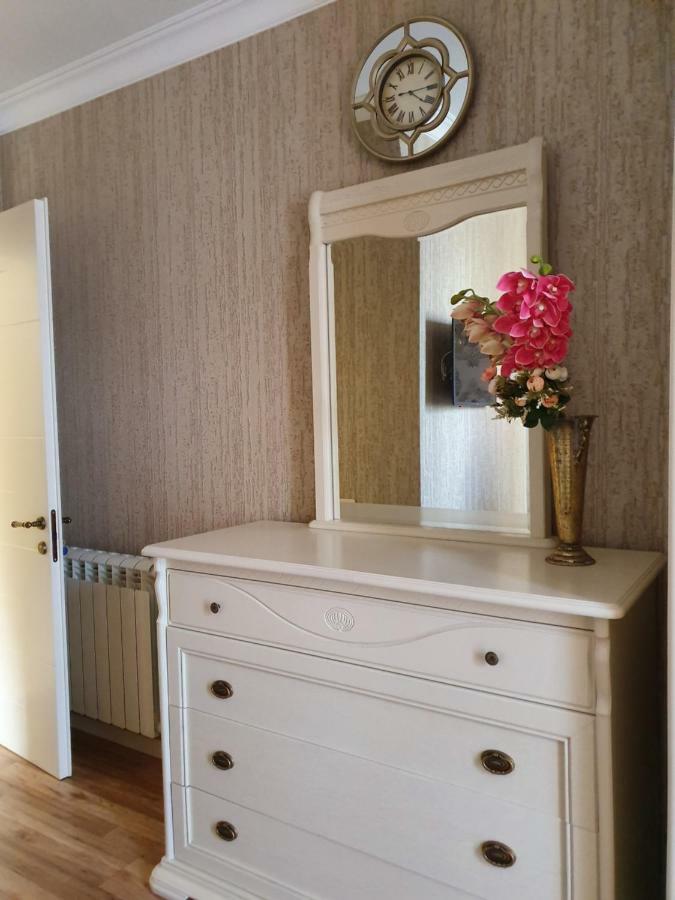 Piazza Batumi Guesthouse Kültér fotó